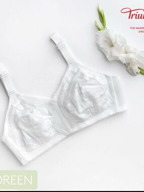 Triumph White Lace Non-Wired Comfort Bra